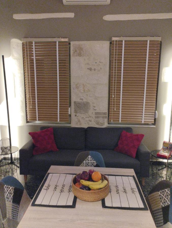 העיירה רתימנו Arcade Central Retro Apartment מראה חיצוני תמונה