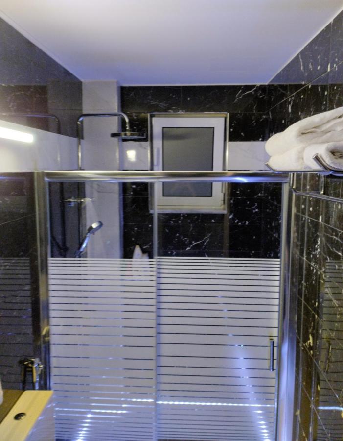 העיירה רתימנו Arcade Central Retro Apartment מראה חיצוני תמונה