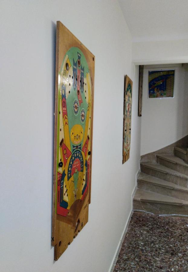העיירה רתימנו Arcade Central Retro Apartment מראה חיצוני תמונה