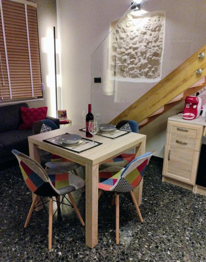 העיירה רתימנו Arcade Central Retro Apartment מראה חיצוני תמונה