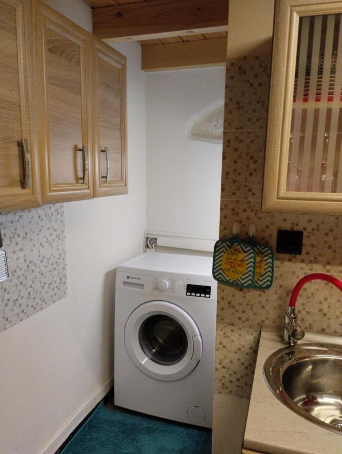 העיירה רתימנו Arcade Central Retro Apartment מראה חיצוני תמונה