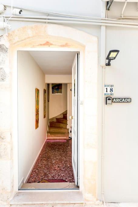 העיירה רתימנו Arcade Central Retro Apartment מראה חיצוני תמונה